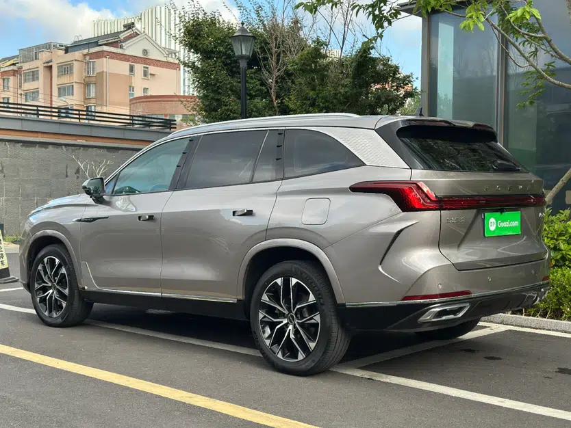 Roewe RX9 2023 2.0T Two-Wheel Drive Enjoyment Version — миниатюра 14