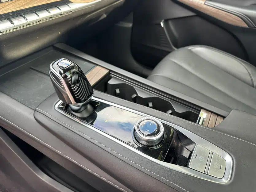 Roewe RX9 2023 2.0T Two-Wheel Drive Enjoyment Version — миниатюра 22