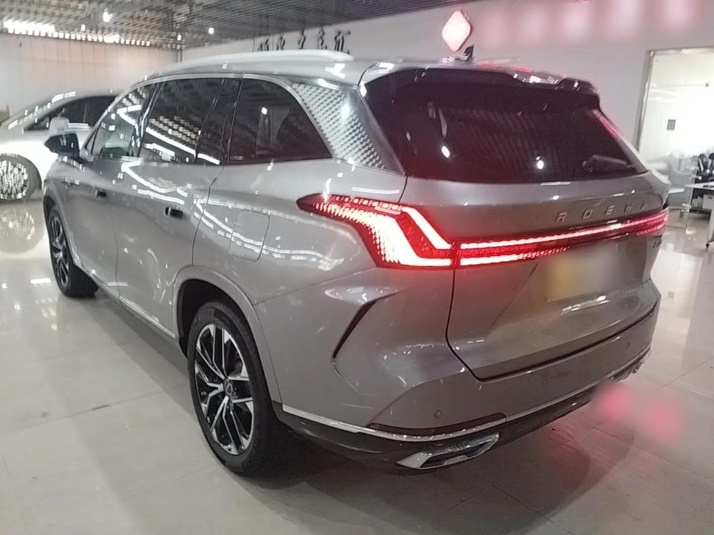 Roewe RX9 2023 2.0T Two-Wheel Drive Enjoyment Version — миниатюра 4