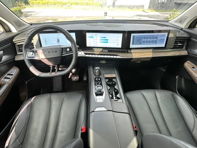 Roewe RX9 2023 2.0T Two-Wheel Drive Enjoyment Version — миниатюра 31