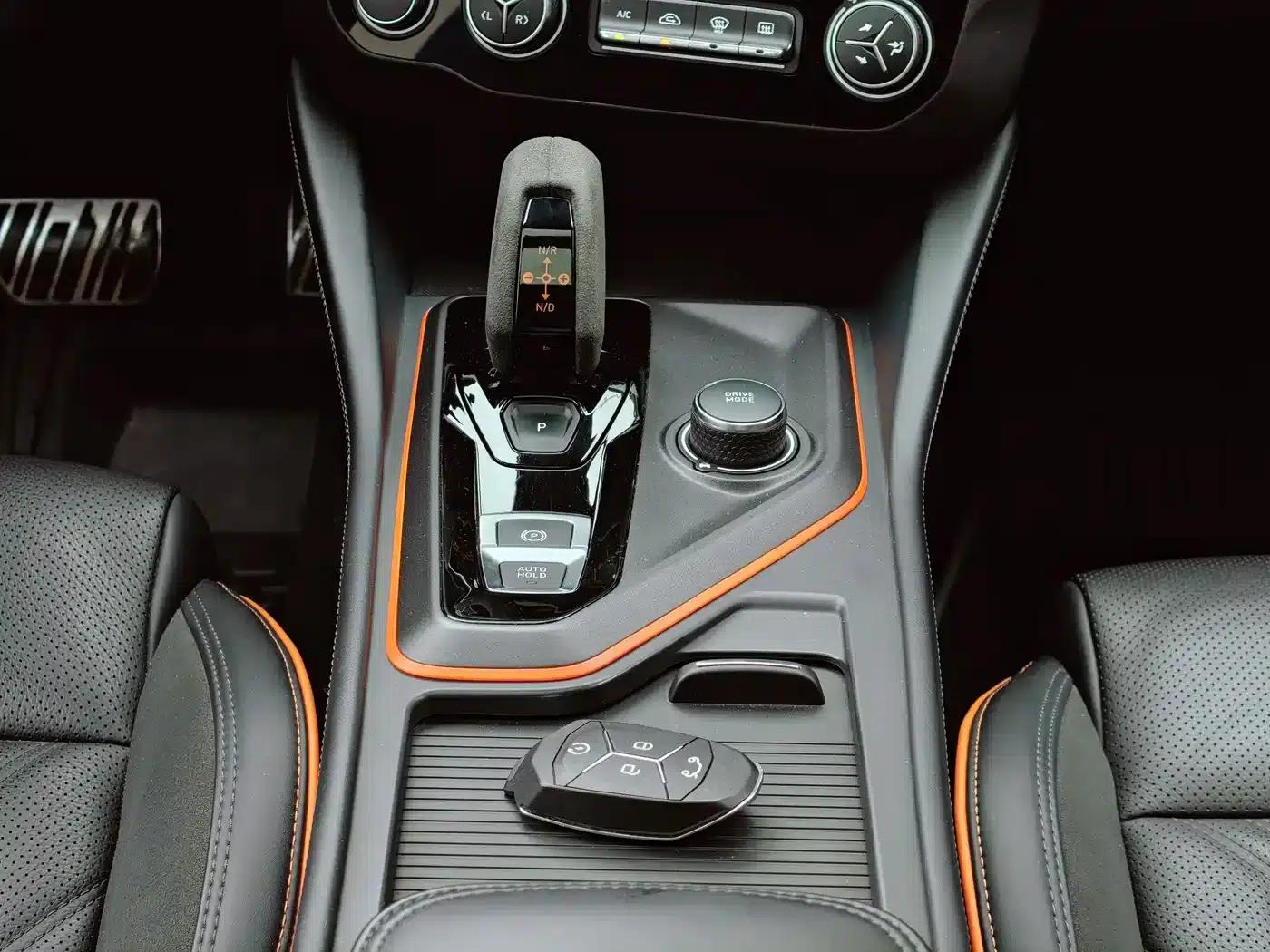 Lynk & Co 02 Hatchback 2021 2.0TD Halo — миниатюра 15