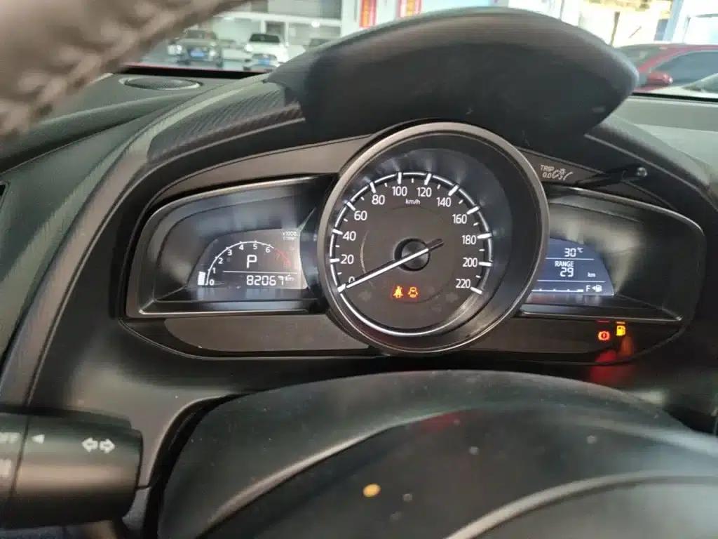 Mazda CX-3 2018 2.0L Automatic Luxury — миниатюра 12