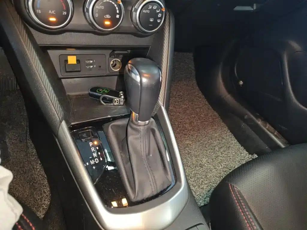 Mazda CX-3 2018 2.0L Automatic Luxury — миниатюра 14