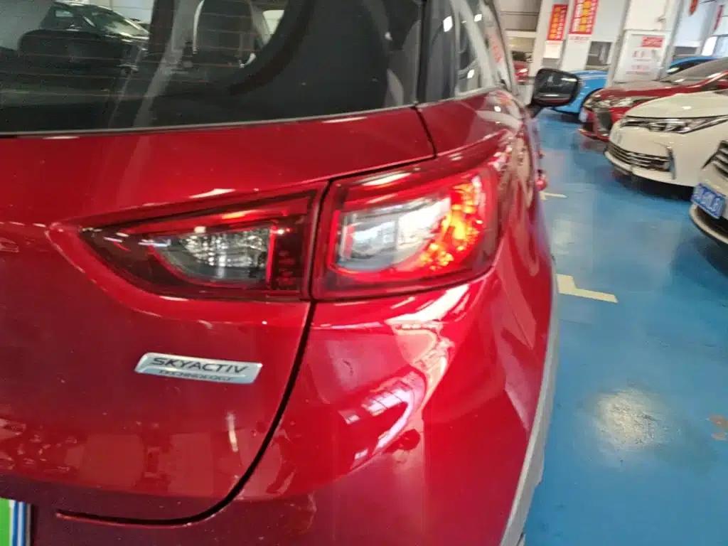 Mazda CX-3 2018 2.0L Automatic Luxury — миниатюра 8