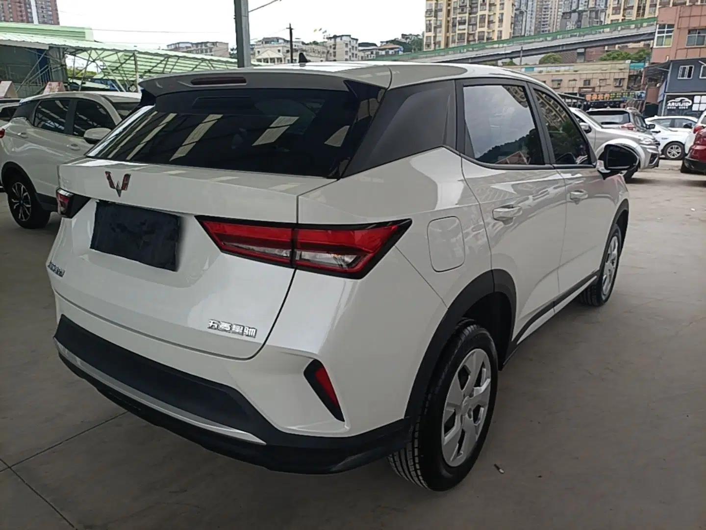 Wuling Alvez 2023 1.5L CVT Comfort Edition — миниатюра 6