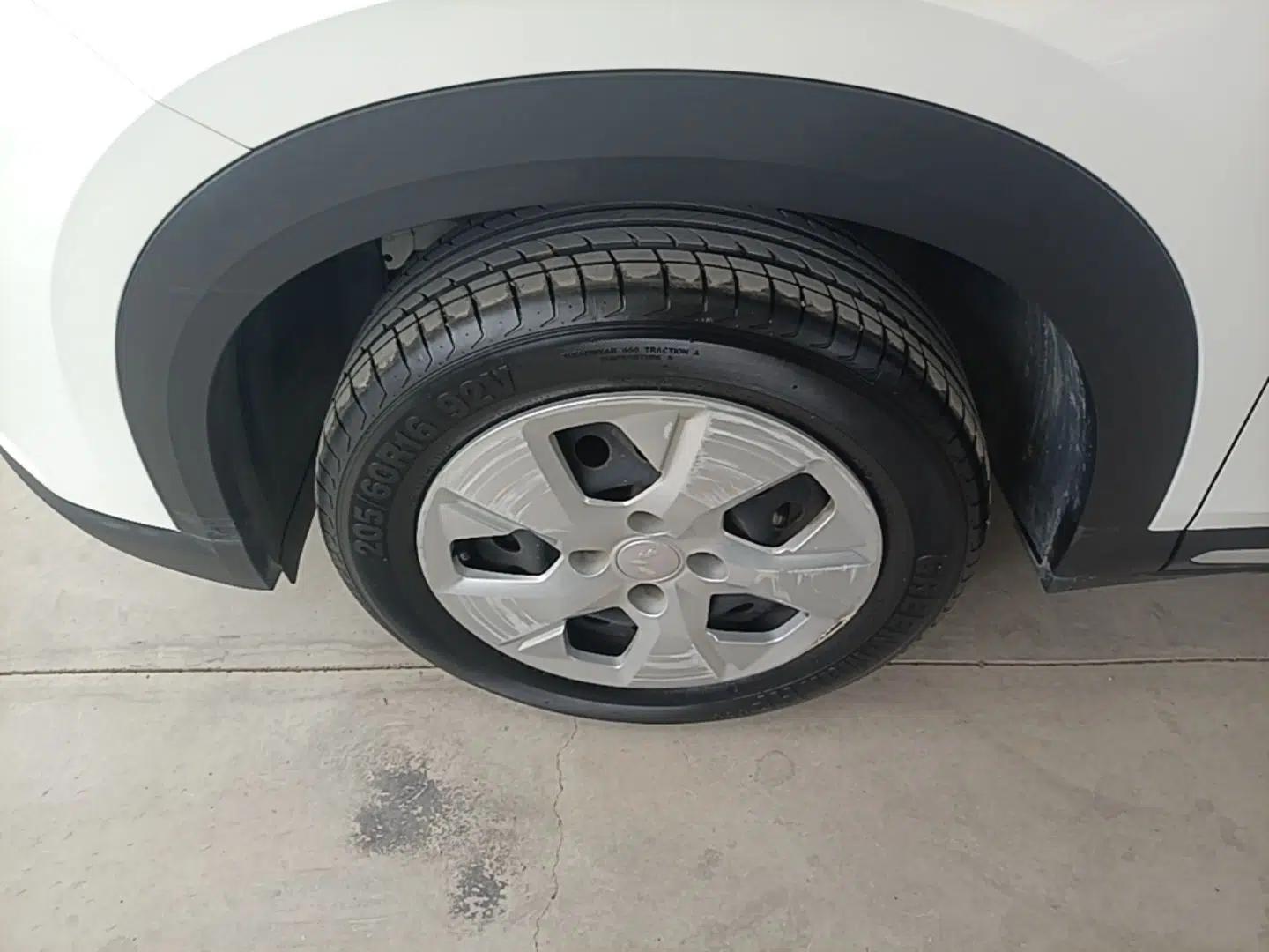 Wuling Alvez 2023 1.5L CVT Comfort Edition — миниатюра 10
