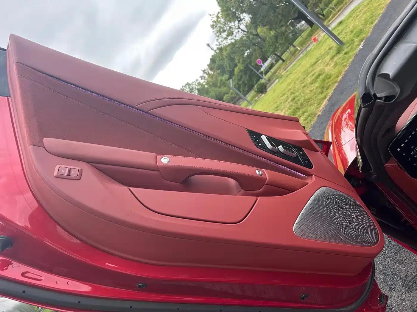2024 MG Cyberster 520km Legendary AWD Edition — миниатюра 22