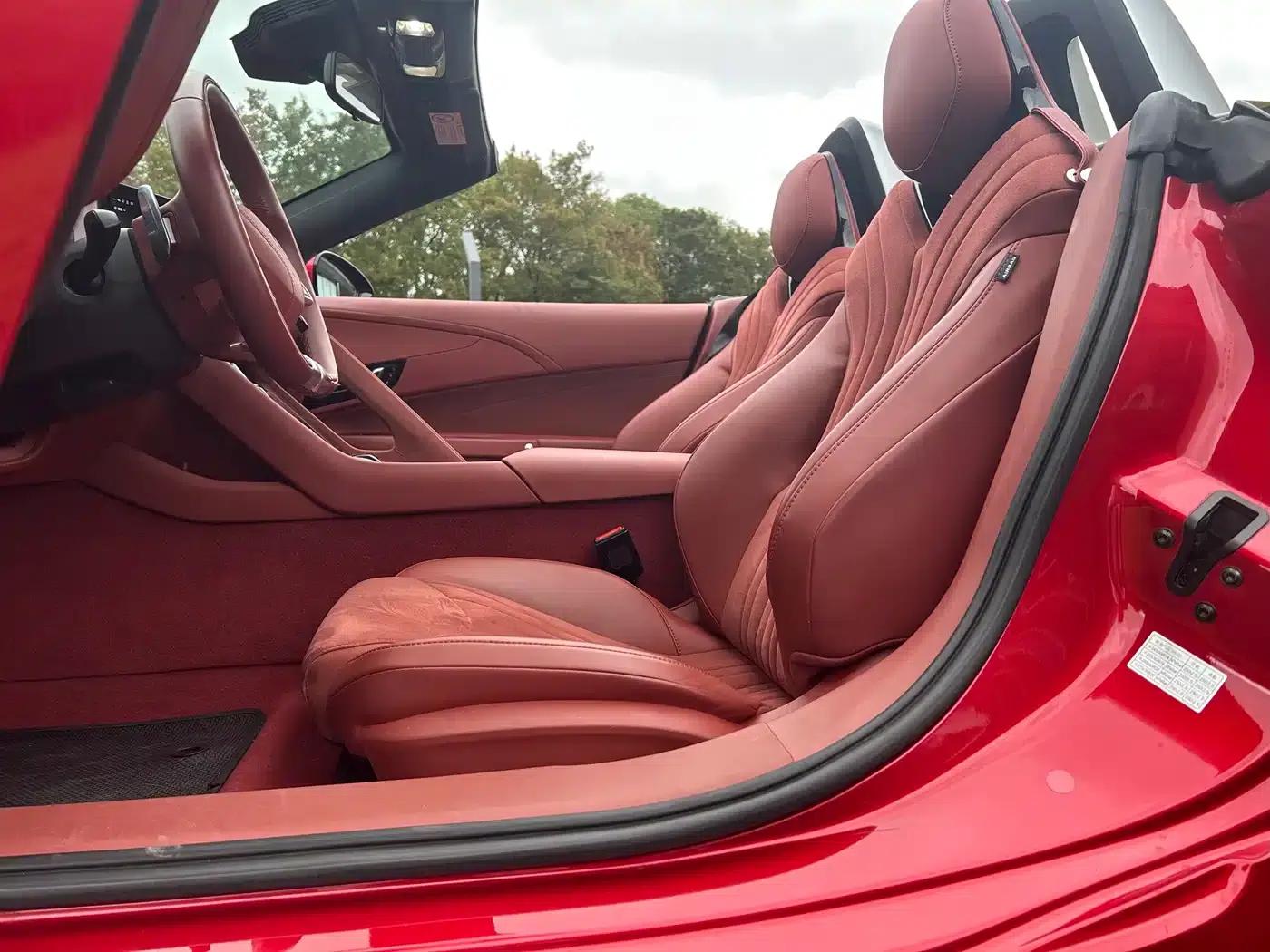 2024 MG Cyberster 520km Legendary AWD Edition — миниатюра 24