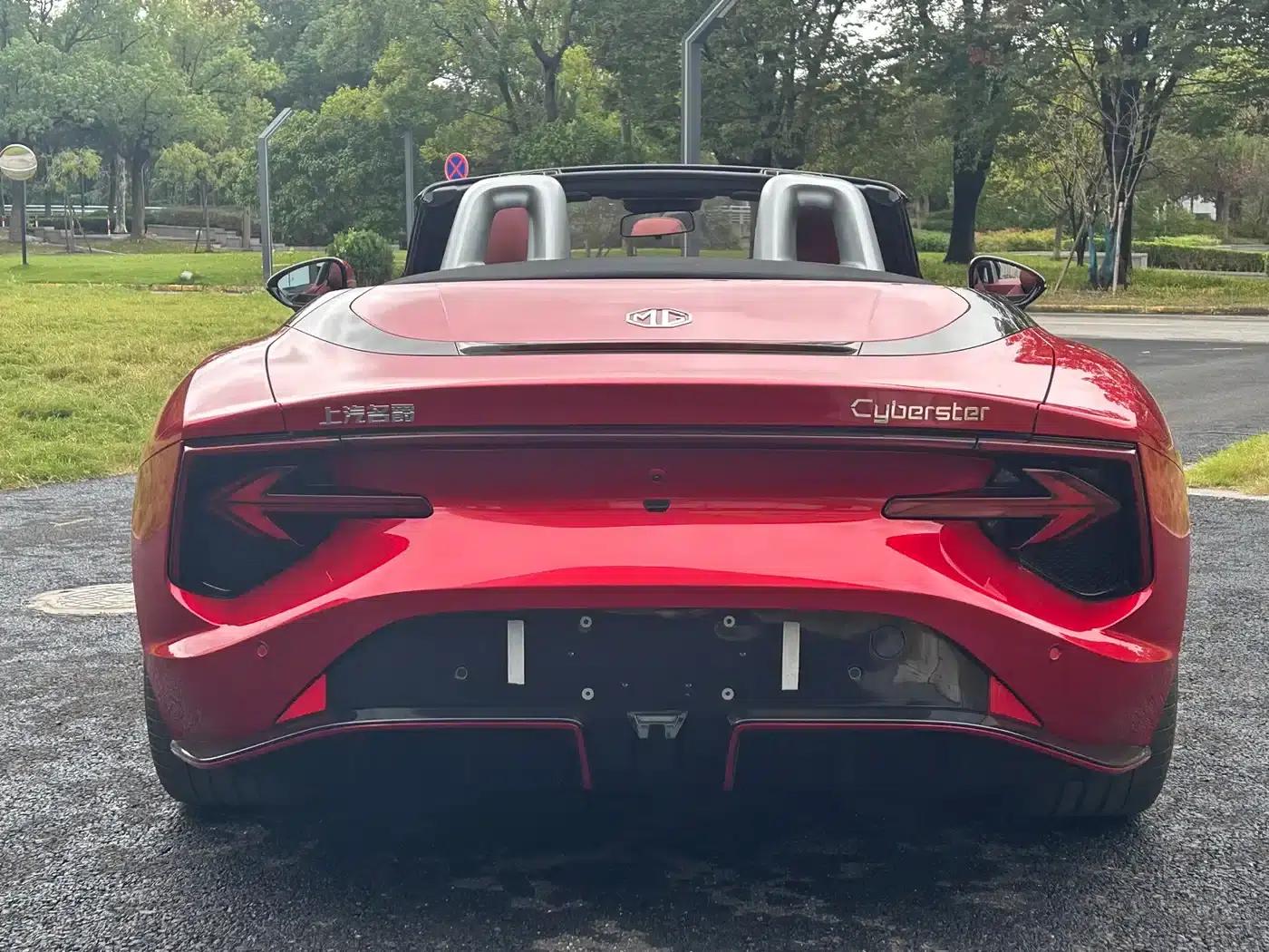 2024 MG Cyberster 520km Legendary AWD Edition — миниатюра 9