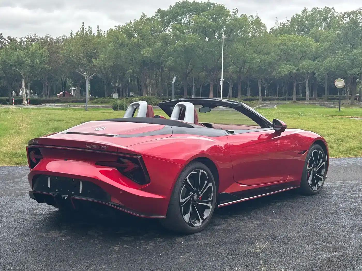 2024 MG Cyberster 520km Legendary AWD Edition — миниатюра 10