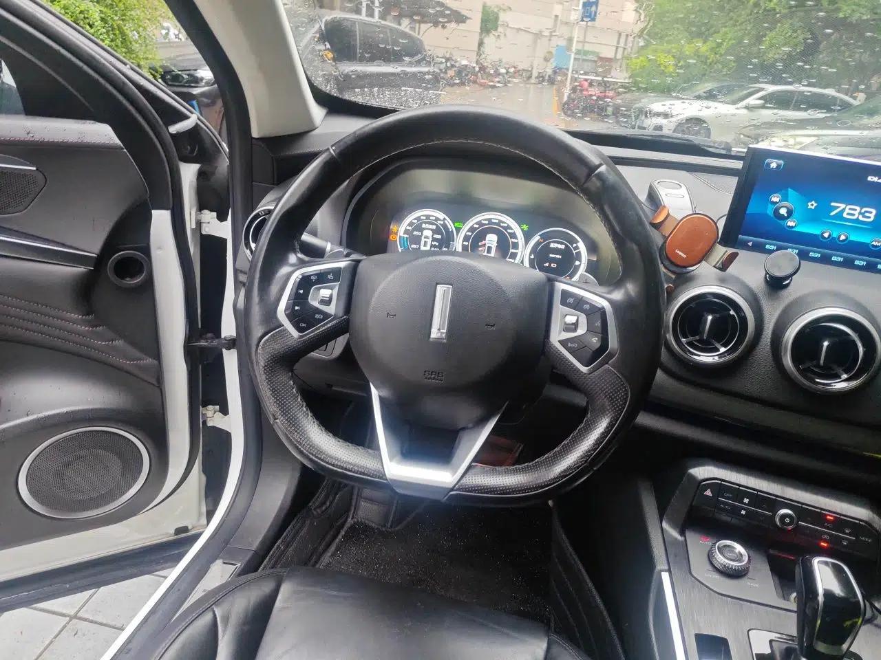 Wey P8 2018 2.0T Flagship Model — миниатюра 10