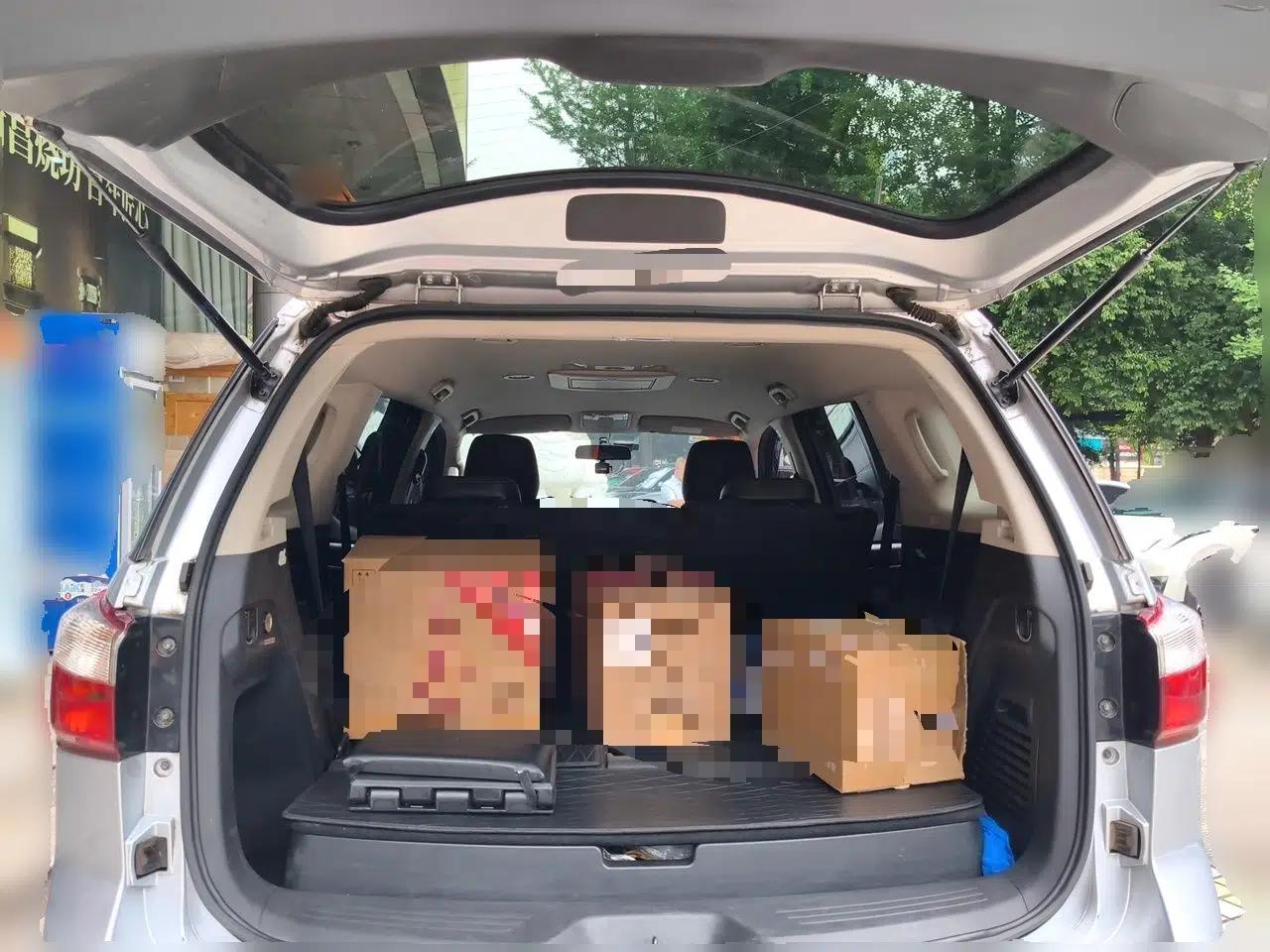 Isuzu mu-X 2015 2.5T Four-Wheel Drive Automatic Luxury 7-Seater — миниатюра 19