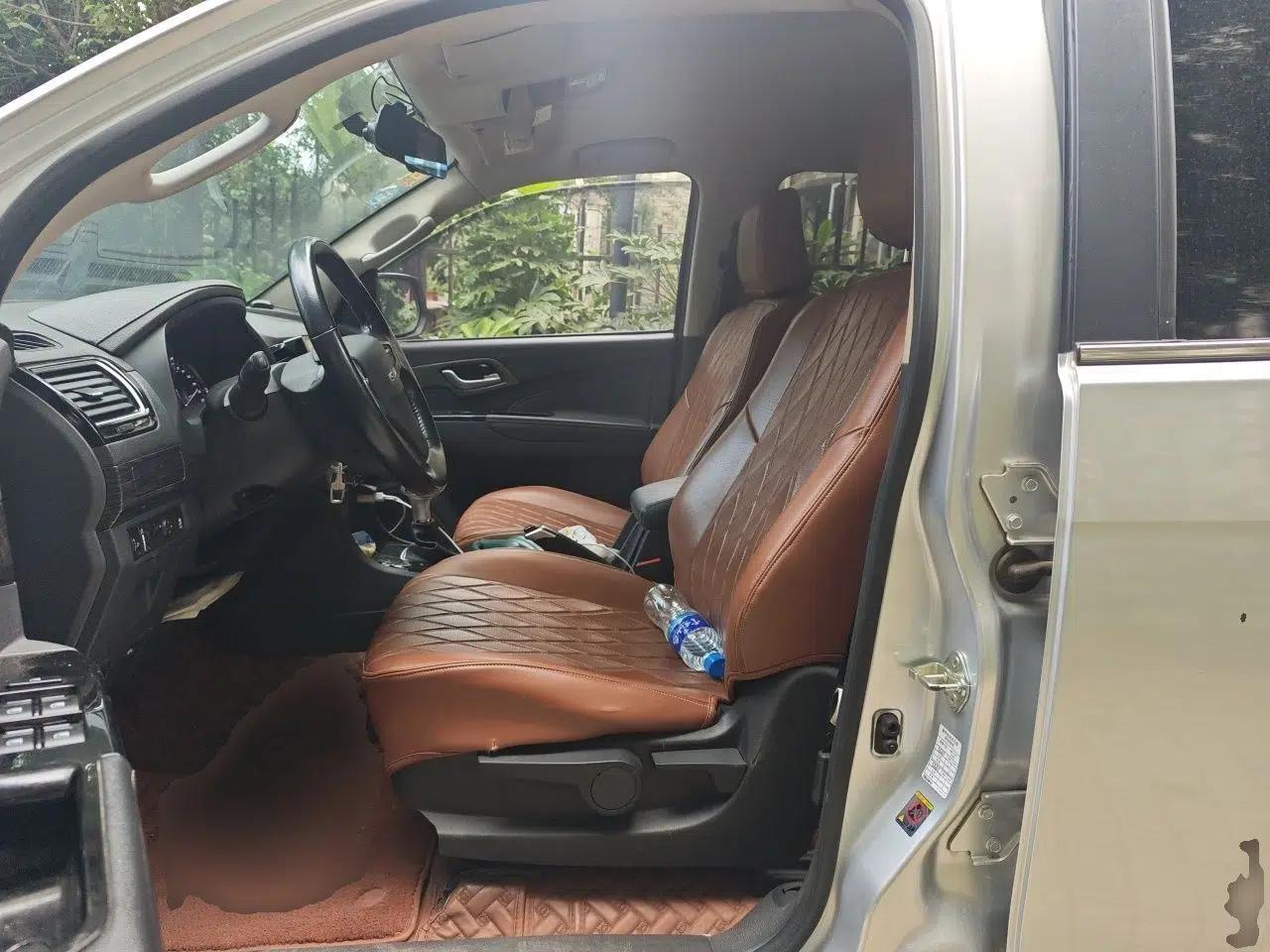Isuzu mu-X 2018 1.9T Diesel Automatic 2WD Kinetix Edition 5 Seats — миниатюра 15