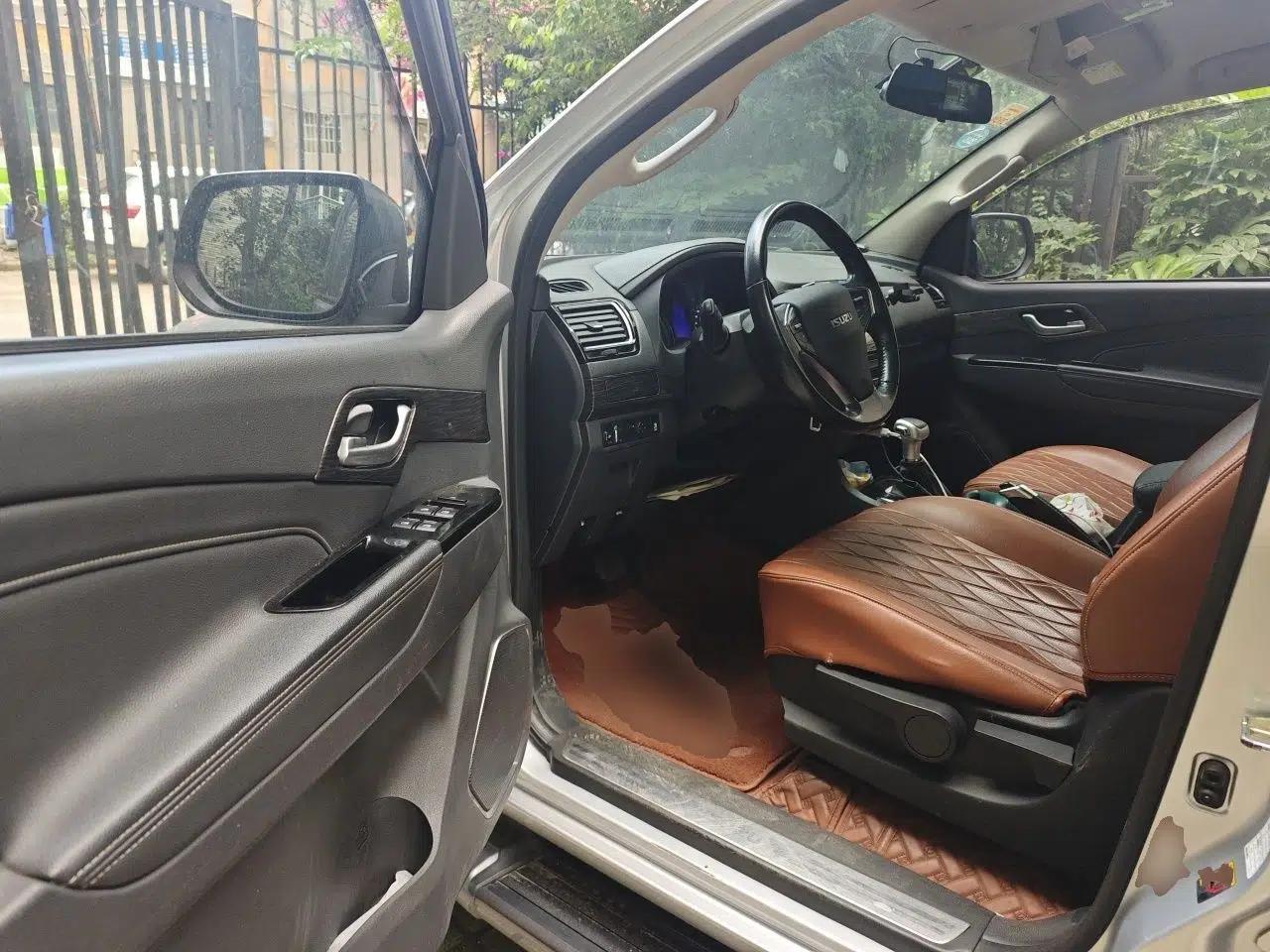 Isuzu mu-X 2018 1.9T Diesel Automatic 2WD Kinetix Edition 5 Seats — миниатюра 16