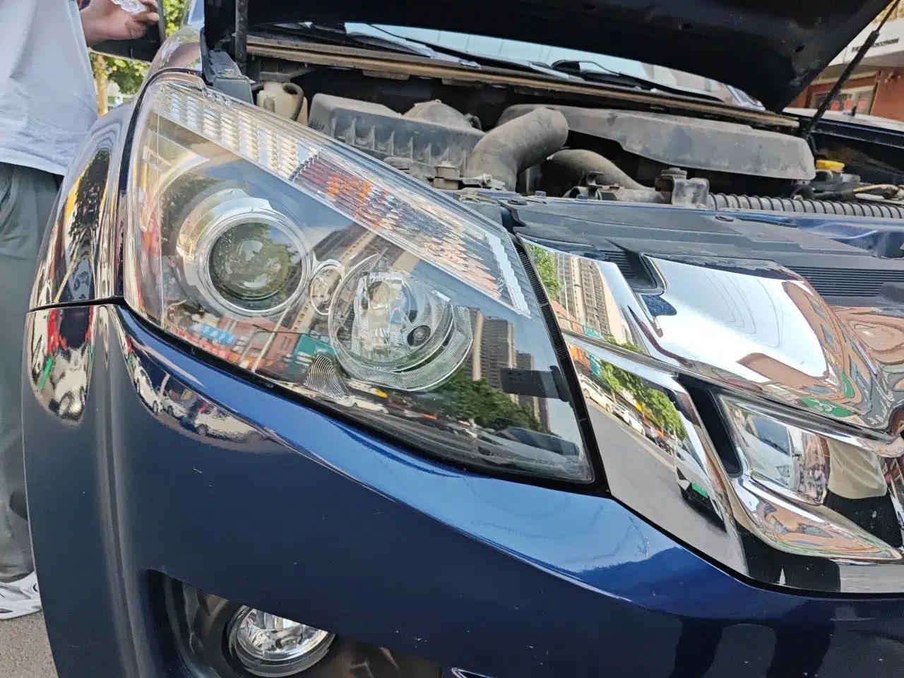Isuzu D-MAX 2020 2.5T Two-Wheel Drive Manual Flagship Version China VI Emission Standard JE4D25Q6A — миниатюра 7