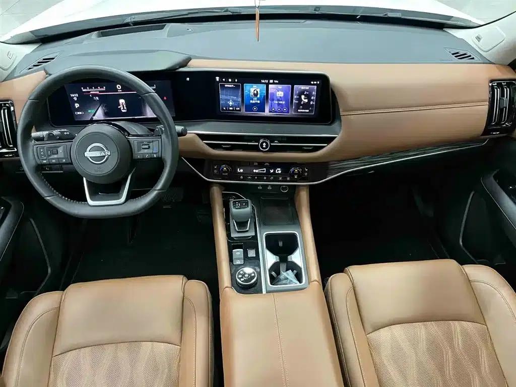 2024 Volkswagen Land Cruiser 380VC-TURBO 4WD Supreme Edition (6-seater) — миниатюра 2