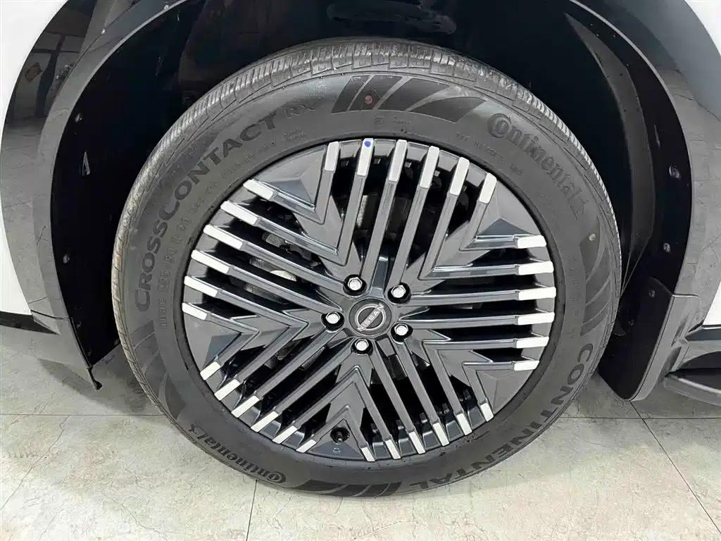 2024 Volkswagen Land Cruiser 380VC-TURBO 4WD Supreme Edition (6-seater) — миниатюра 22
