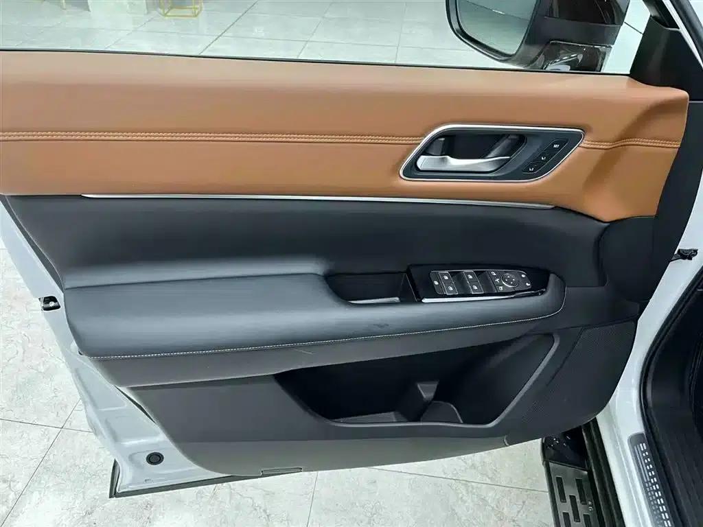 2024 Volkswagen Land Cruiser 380VC-TURBO 4WD Supreme Edition (6-seater) — миниатюра 10