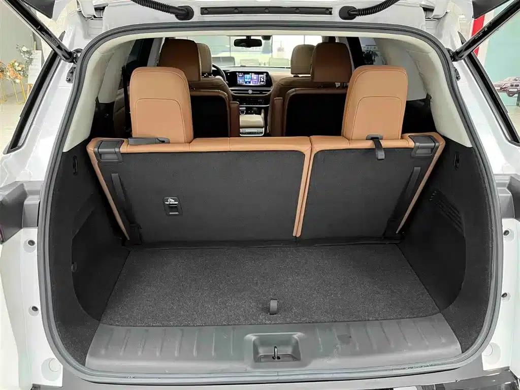 2024 Volkswagen Land Cruiser 380VC-TURBO 4WD Supreme Edition (6-seater) — миниатюра 17