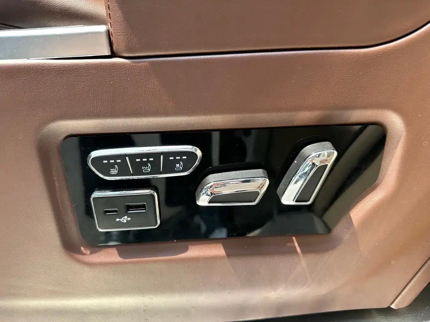 Quest 2015 3.5L SL — миниатюра 13