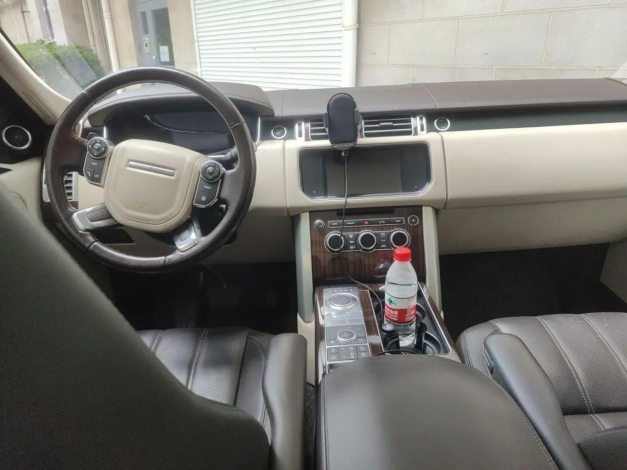 Land Rover Range Vogue 2016 3.0T Gasoline Parallel Import — миниатюра 9