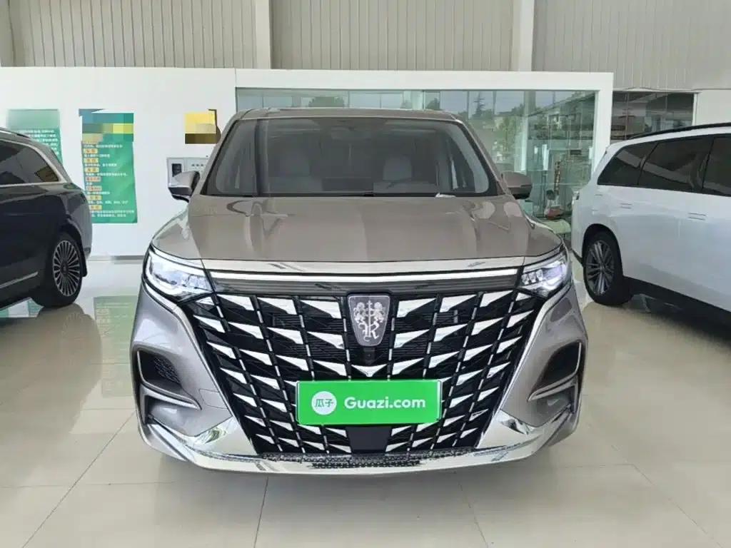 Roewe iMAX8 New Energy 2025 1.5T DMH Luxury Edition — миниатюра 3