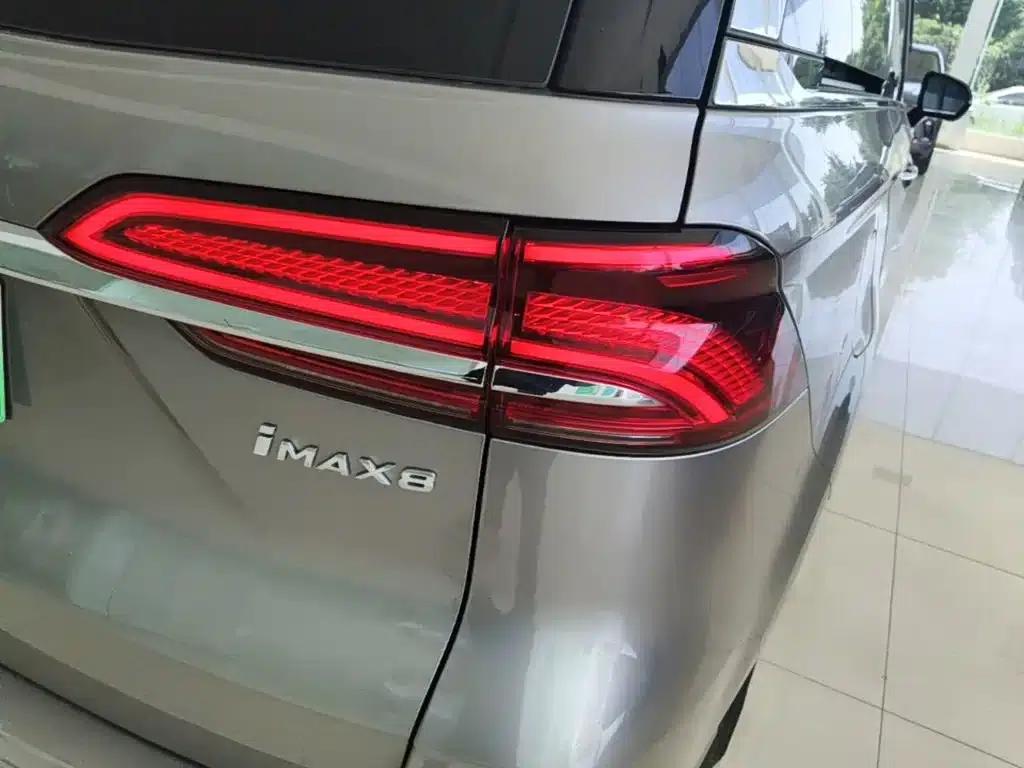 Roewe iMAX8 New Energy 2025 1.5T DMH Luxury Edition — миниатюра 8