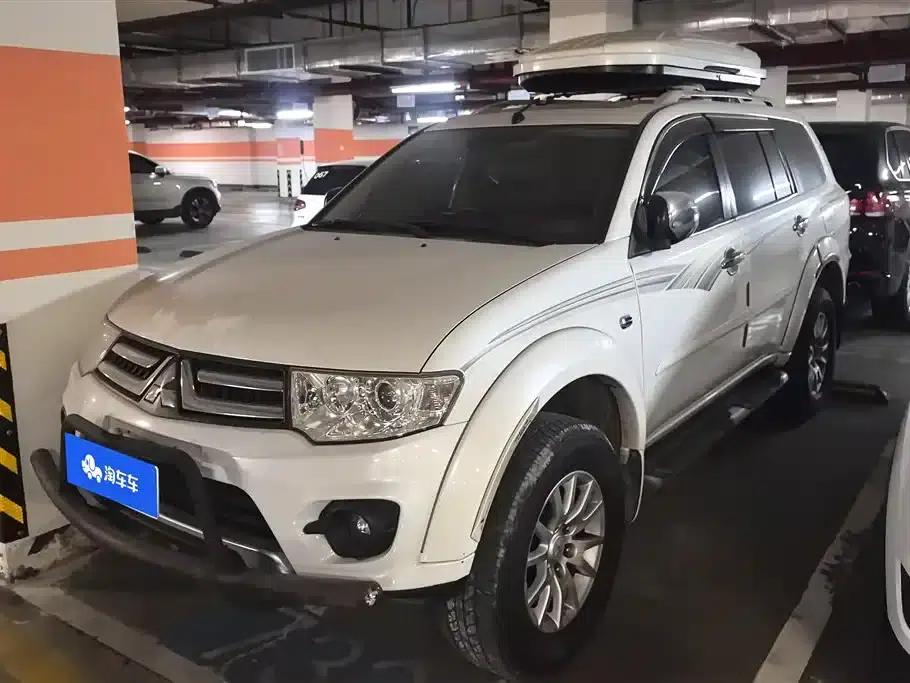 2013 Pajero Sport 3.0L Automatic 4WD Flagship Edition — миниатюра 1