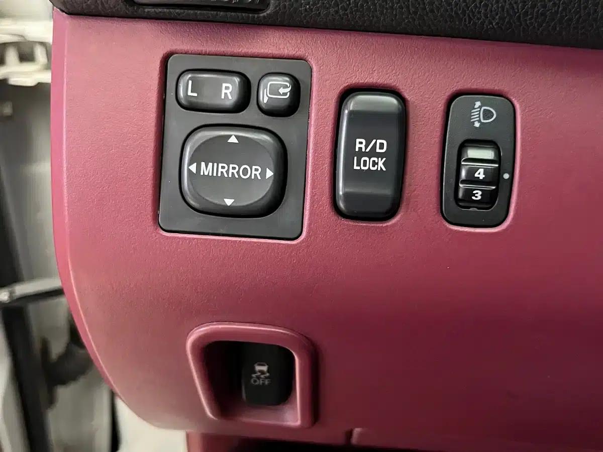 2013 Pajero Sport 3.0L Automatic 4WD Executive Edition — миниатюра 18
