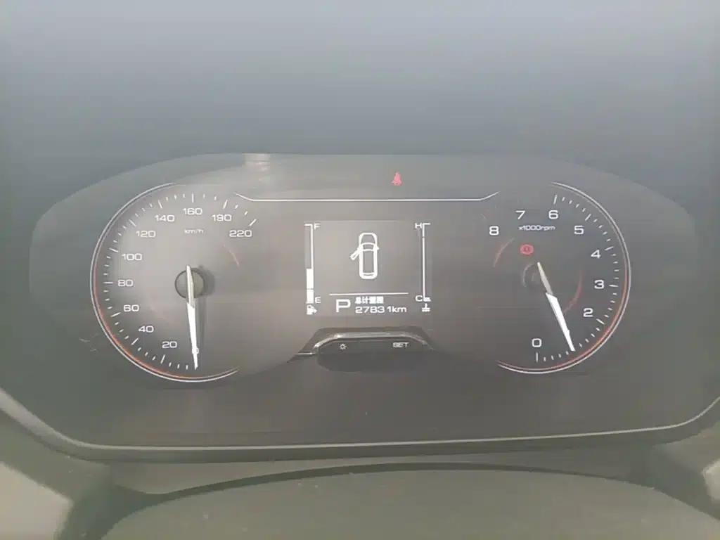 Wuling Xingchi 2023 1.5L CVT Comfort Edition — миниатюра 12