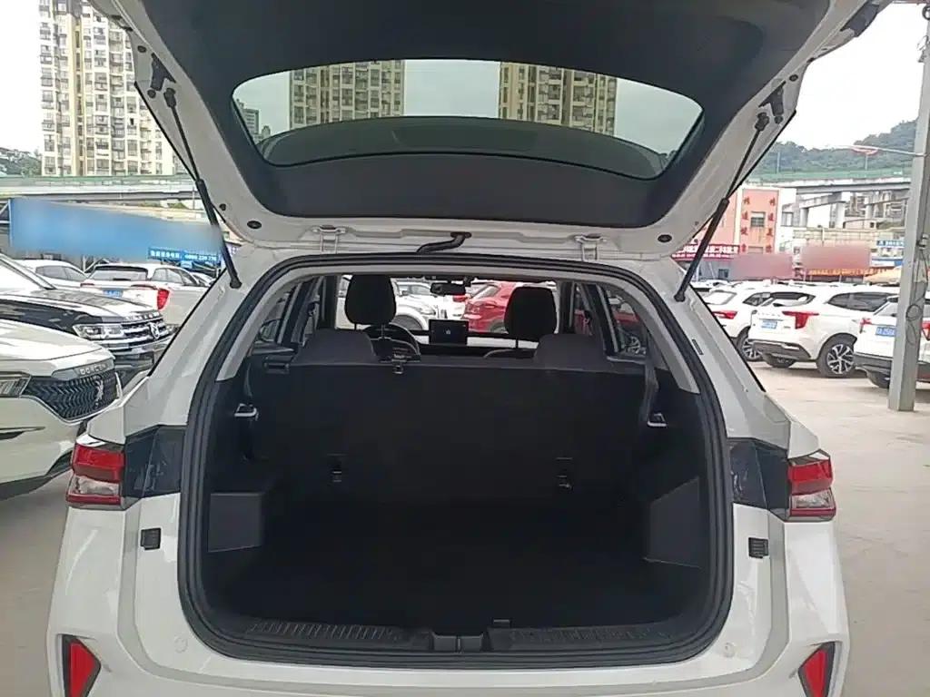 Wuling Xingchi 2023 1.5L CVT Comfort Edition — миниатюра 19