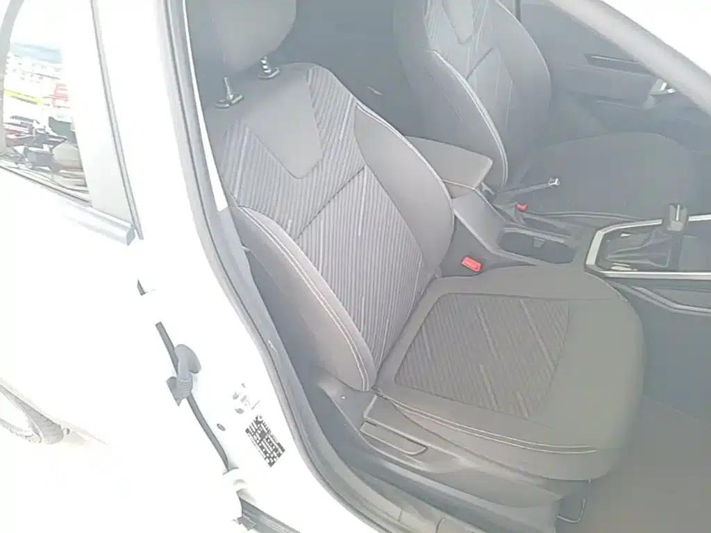 Wuling Xingchi 2023 1.5L CVT Comfort Edition — миниатюра 25