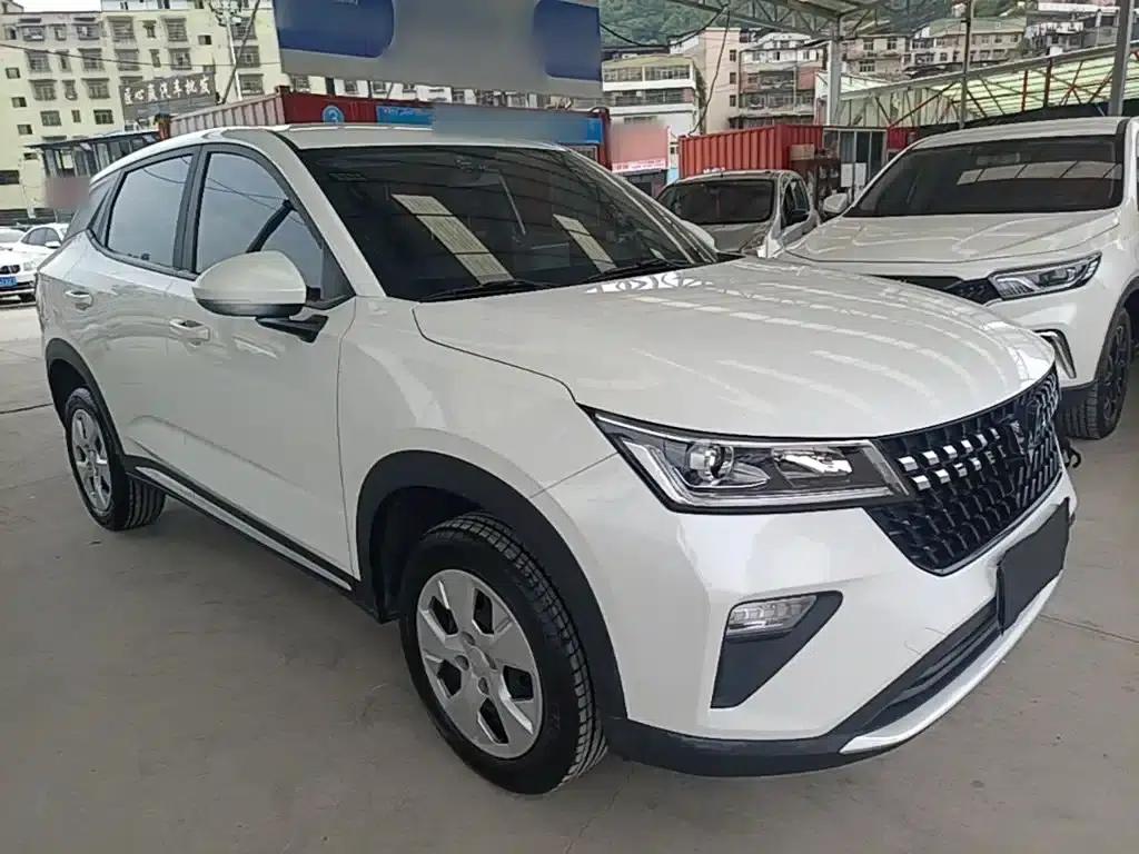 Wuling Xingchi 2023 1.5L CVT Comfort Edition — миниатюра 4