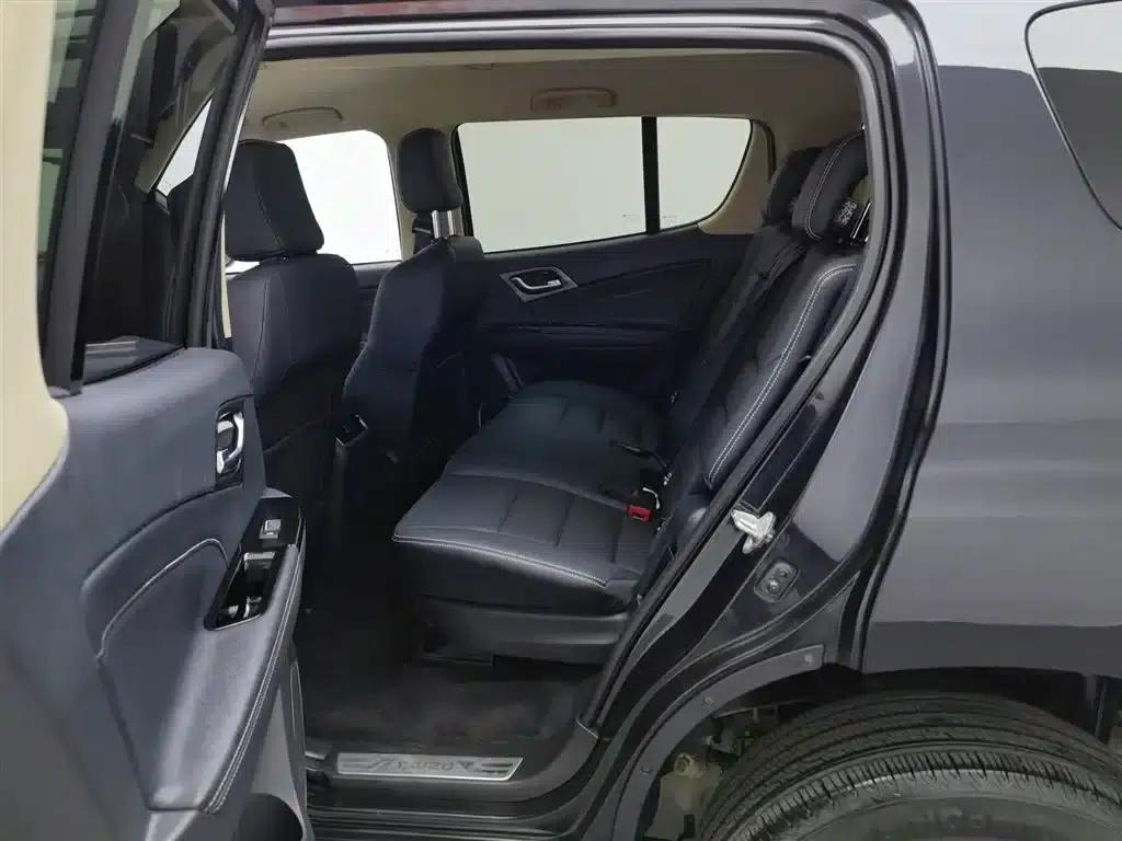 2022 mu-X Ranger 2.0T Gasoline Automatic 2WD Sporty 5-Seater — миниатюра 15