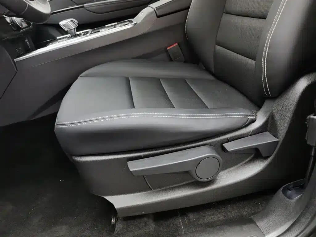 2022 mu-X Ranger 2.0T Gasoline Automatic 2WD Sporty 5-Seater — миниатюра 20