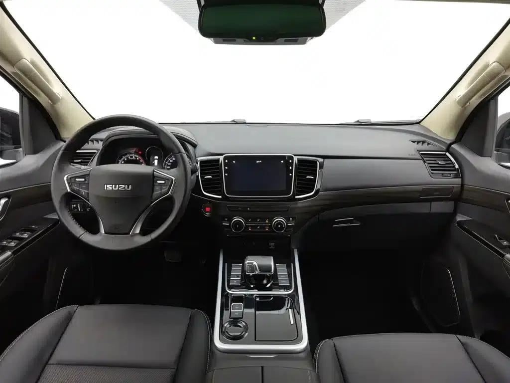 2022 mu-X Ranger 2.0T Gasoline Automatic 2WD Sporty 5-Seater — миниатюра 5