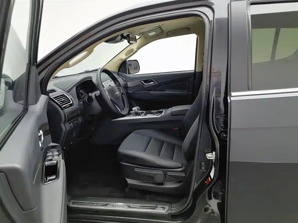 2022 mu-X Ranger 2.0T Gasoline Automatic 2WD Sporty 5-Seater — миниатюра 10