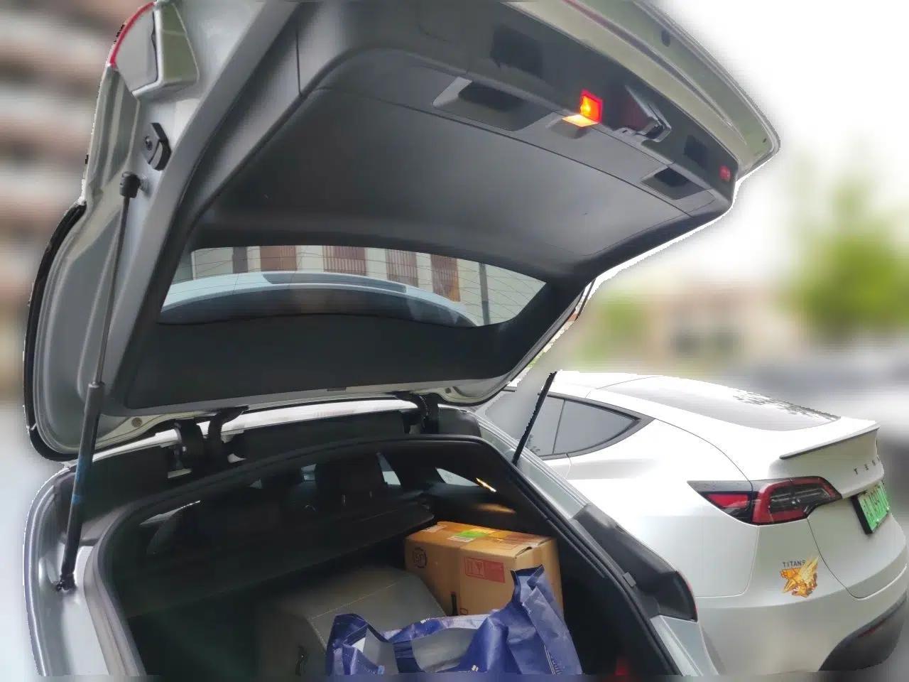Mercedes-Benz EQC 2022 EQC 400 4MATIC — миниатюра 19