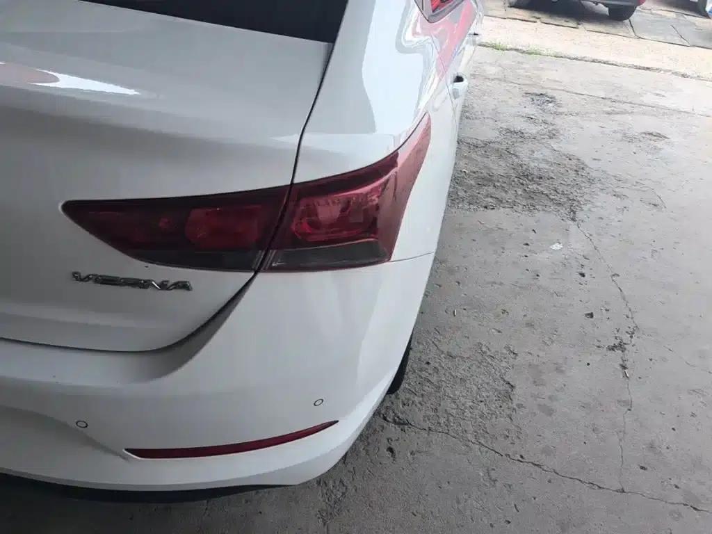 2016 Hyundai Verna 1.4L Manual GLS Cool Edition — миниатюра 8