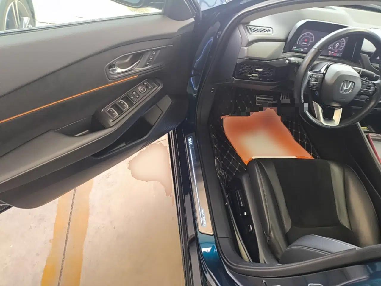 Honda Accord New Energy 2023 2.0L ePHEV Flagship Edition — миниатюра 18