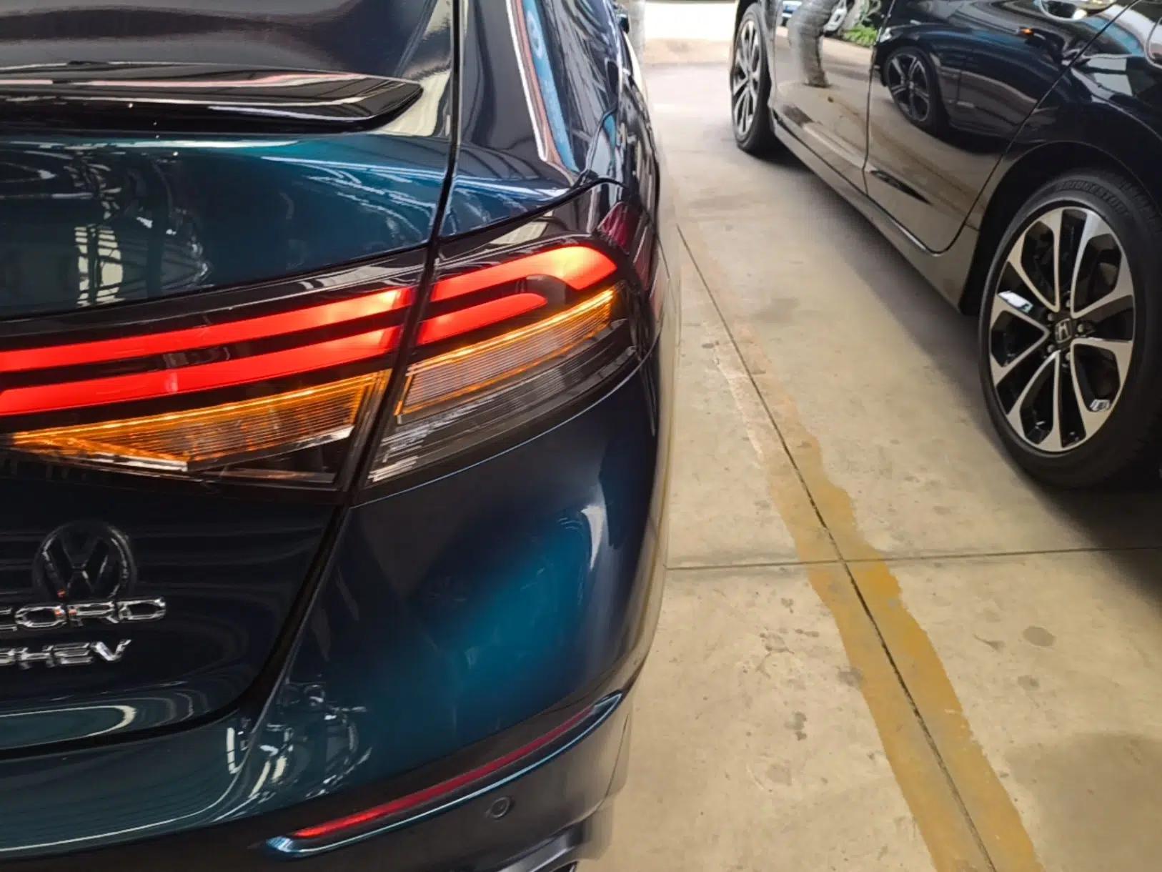 Honda Accord New Energy 2023 2.0L ePHEV Flagship Edition — миниатюра 9