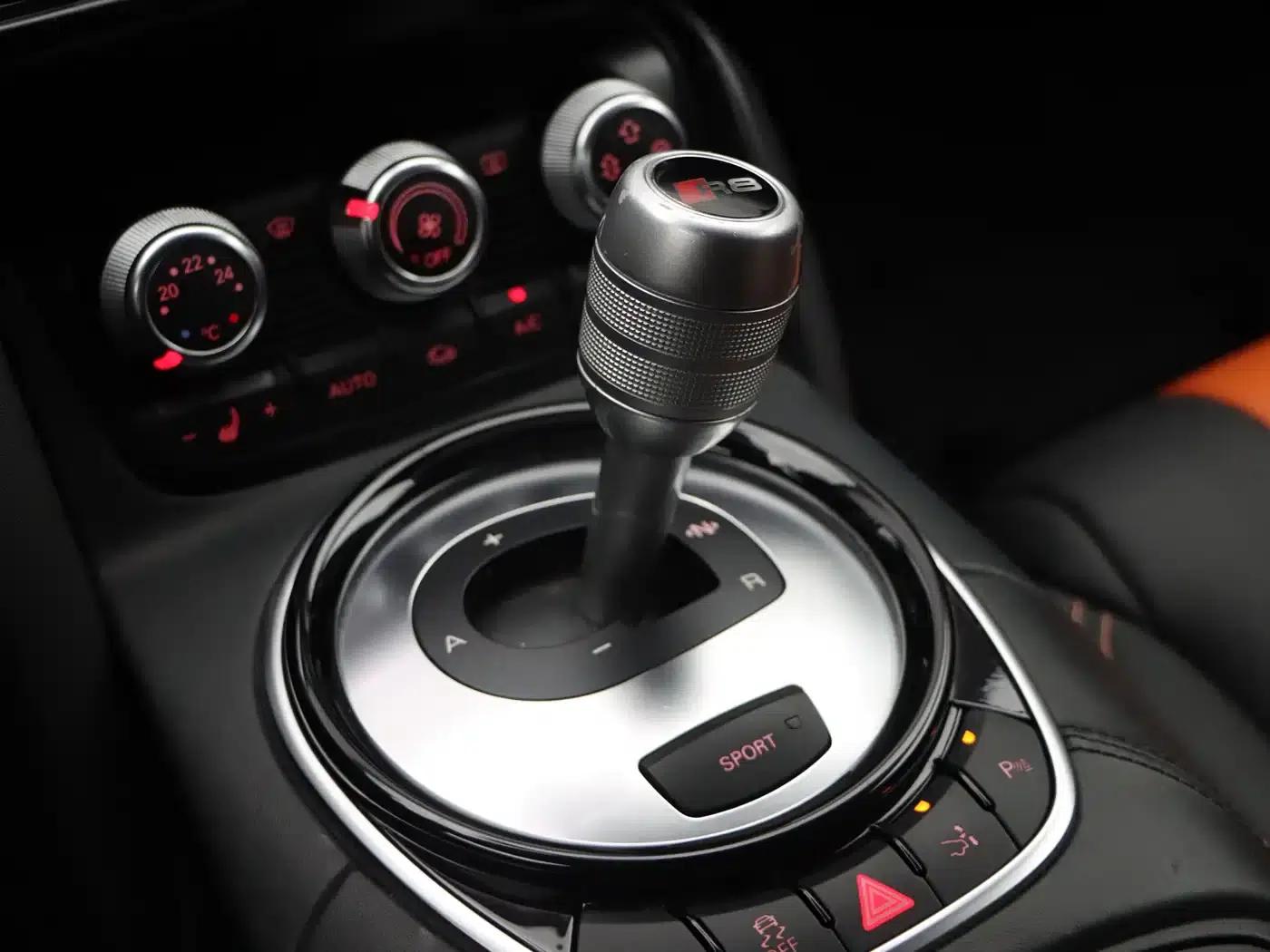 2014 Audi R8 4.2 FSI quattro — миниатюра 14