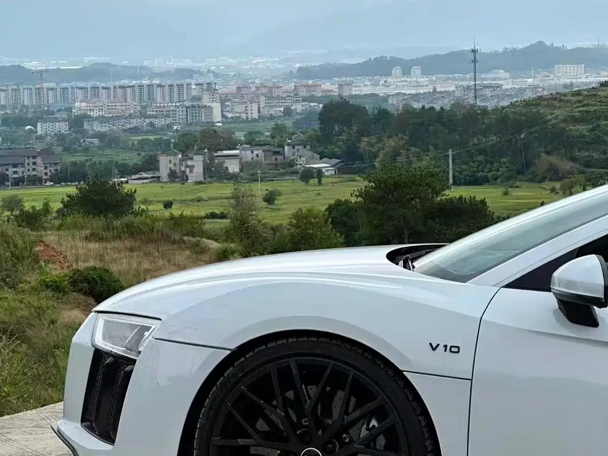 2016 Audi R8 V10 Coupe Performance — миниатюра 2