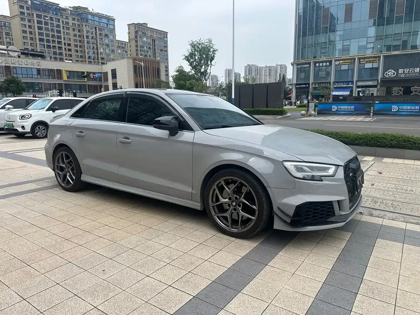 Audi S3 2015 Model S3 2.0T Limousine — миниатюра 2