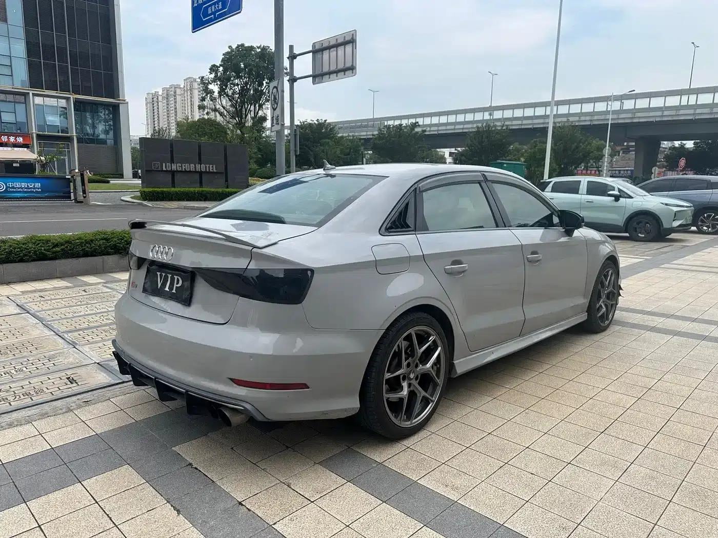 Audi S3 2015 Model S3 2.0T Limousine — миниатюра 13