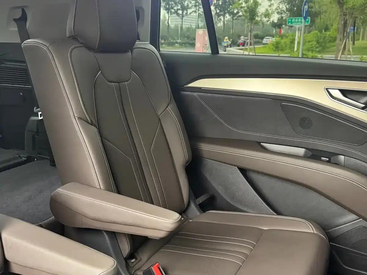 Audi Q5 e-tron 2022 50 e-tron quattro Glory Edition - Premium Outfit — миниатюра 14