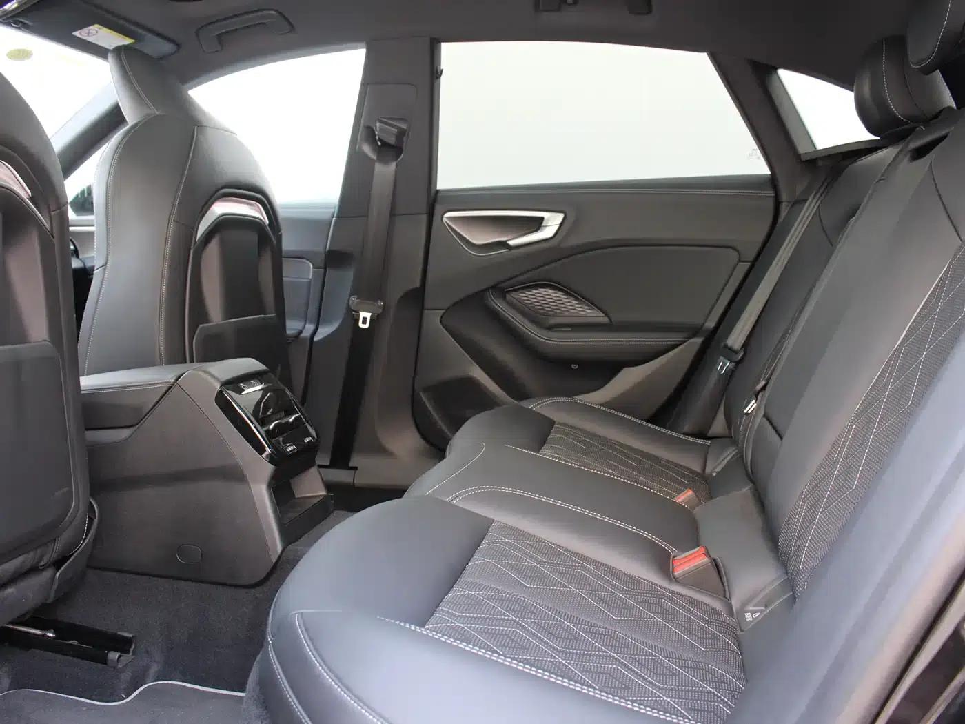 Audi A5L Sportback 2026 TFSI 150kW Intelligent Leading Edition — миниатюра 15