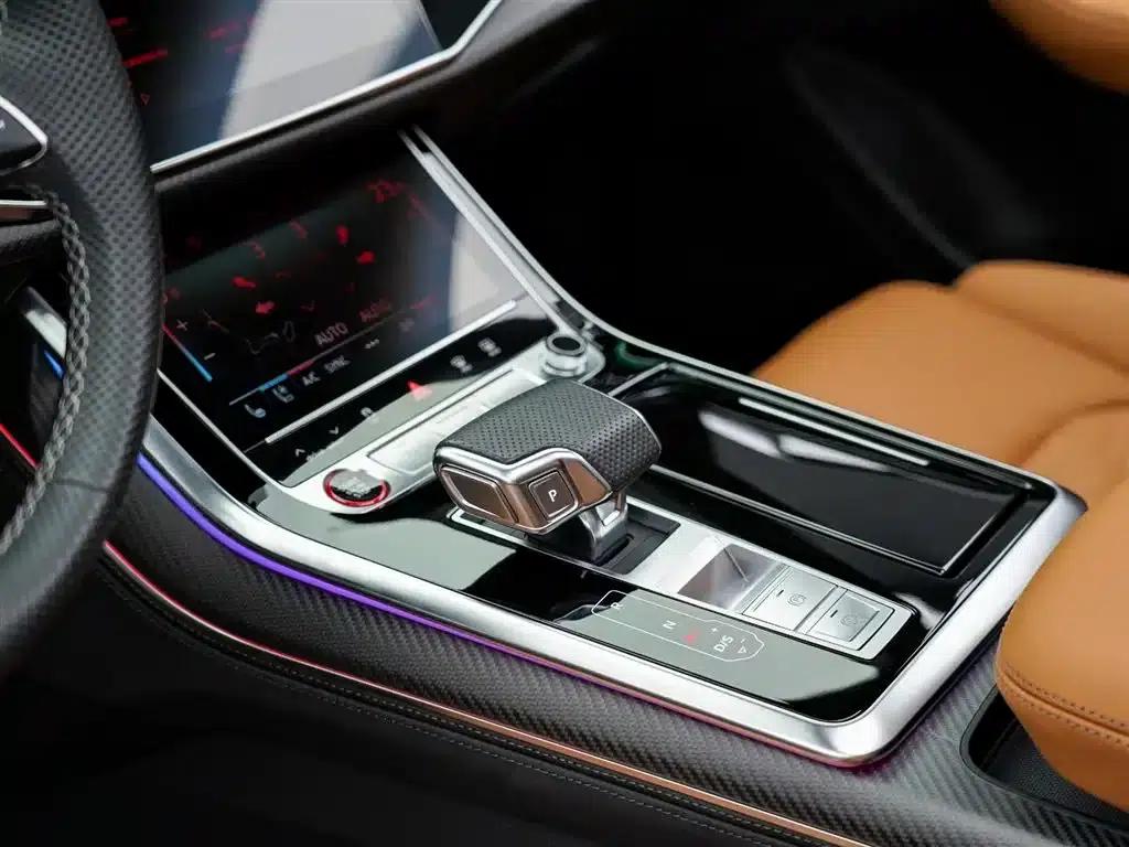 2022 Audi RS Q8 4.0T — миниатюра 9