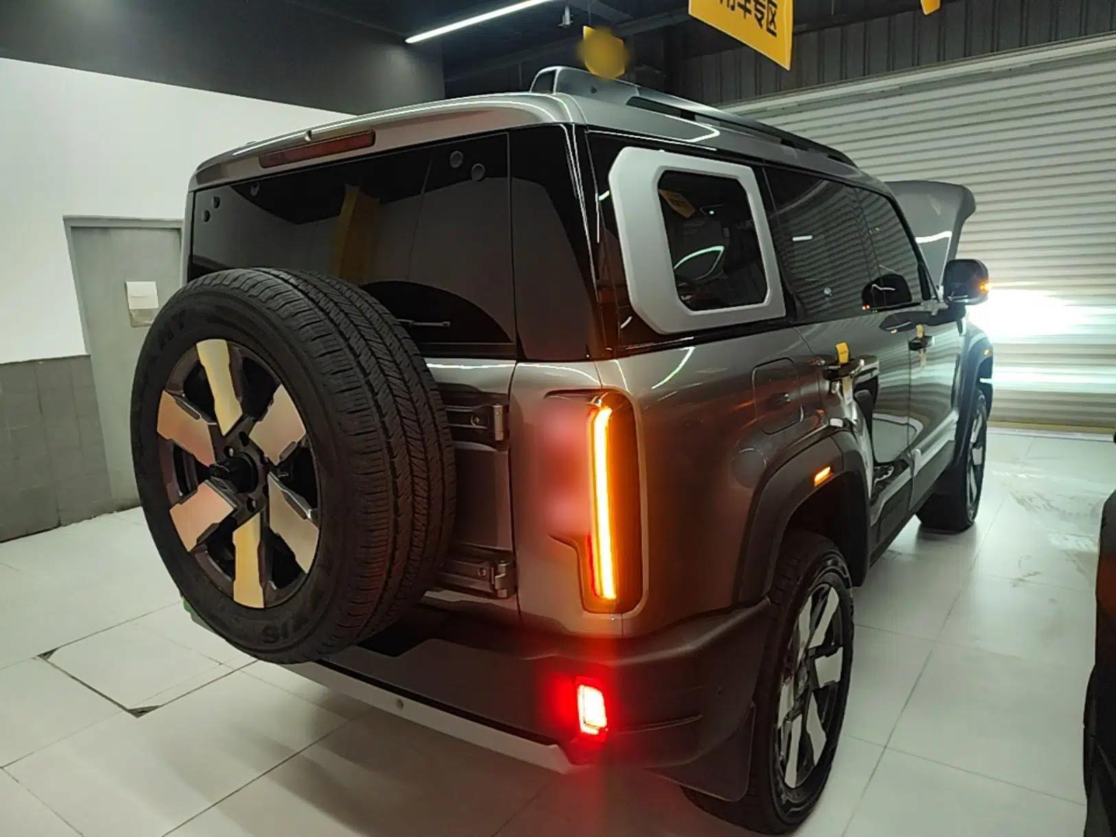 BAIC Off-Road BJ40 Electric Drive 2025 Advanced Edition — миниатюра 6