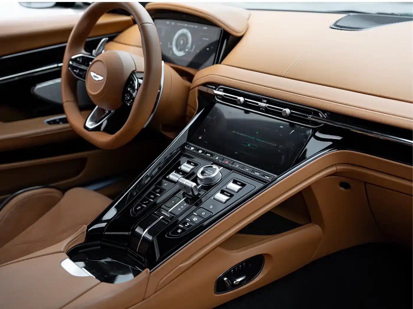 Aston Martin DB12 2025 4.0T V8 Coupe — миниатюра 12